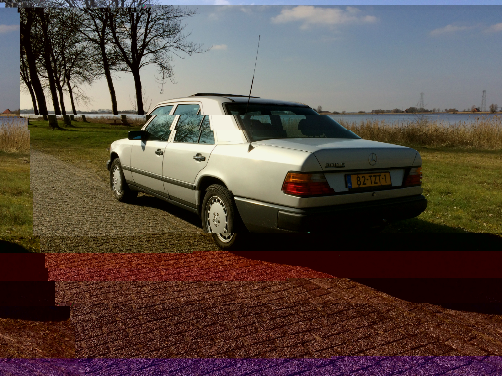 300 E 4.jpg